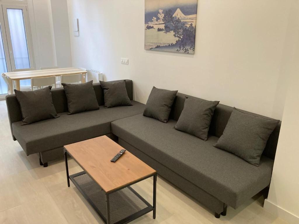 Matadero Apartments 1 马德里 外观 照片